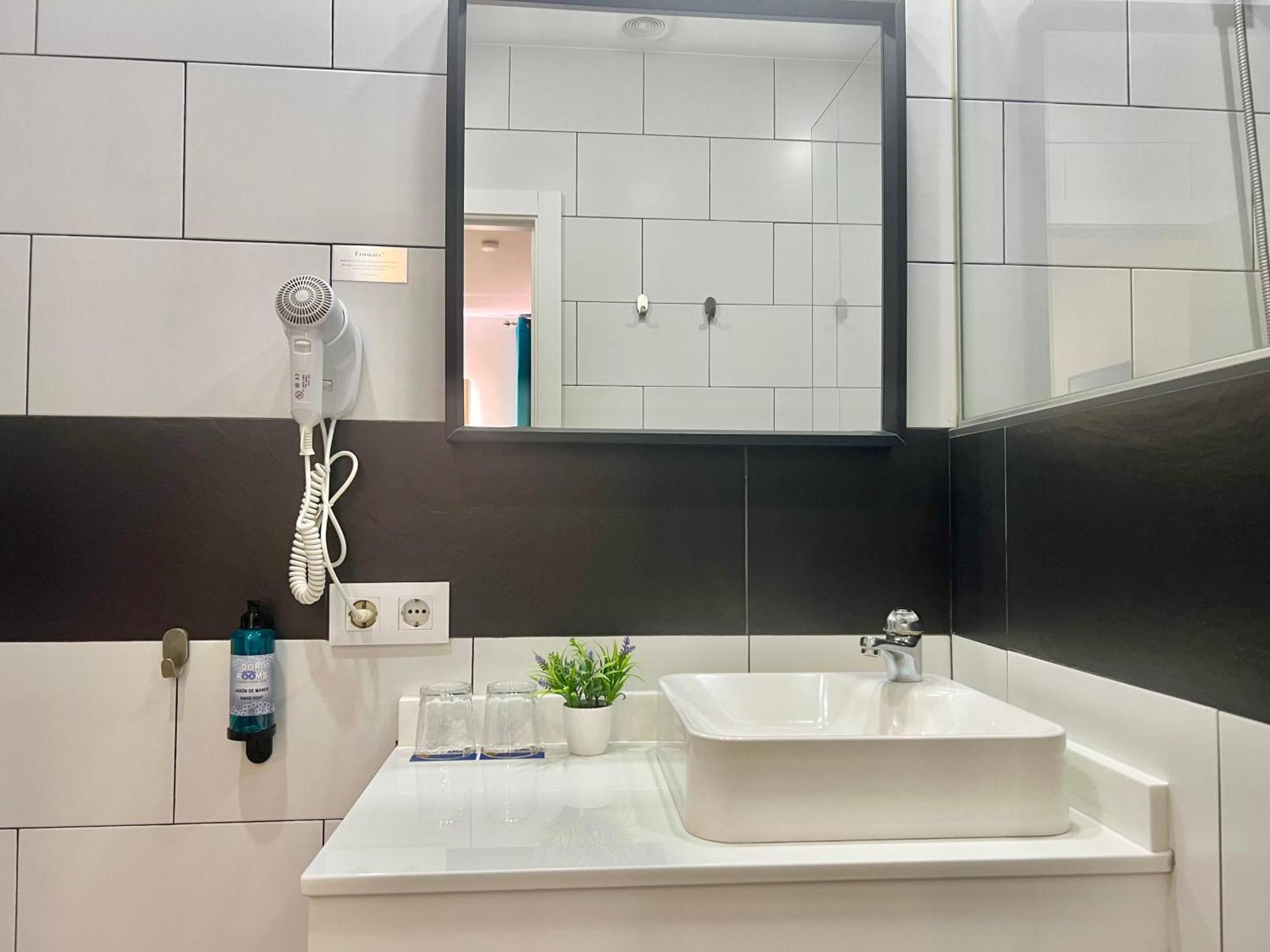 Dori Rooms Hostal Tarifa Dış mekan fotoğraf